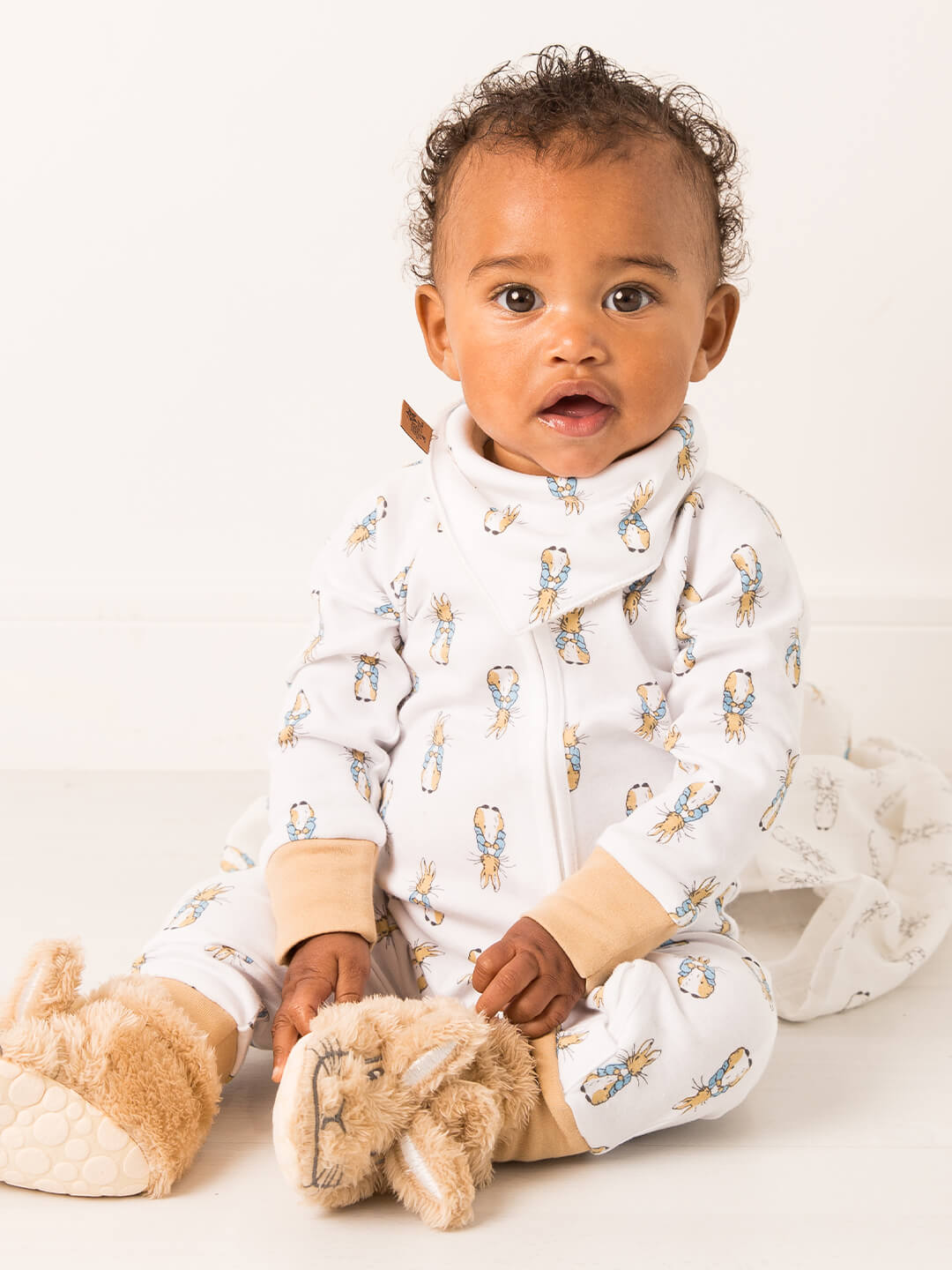 Peter Rabbit Neutral & Blue Comforter Gift Box
