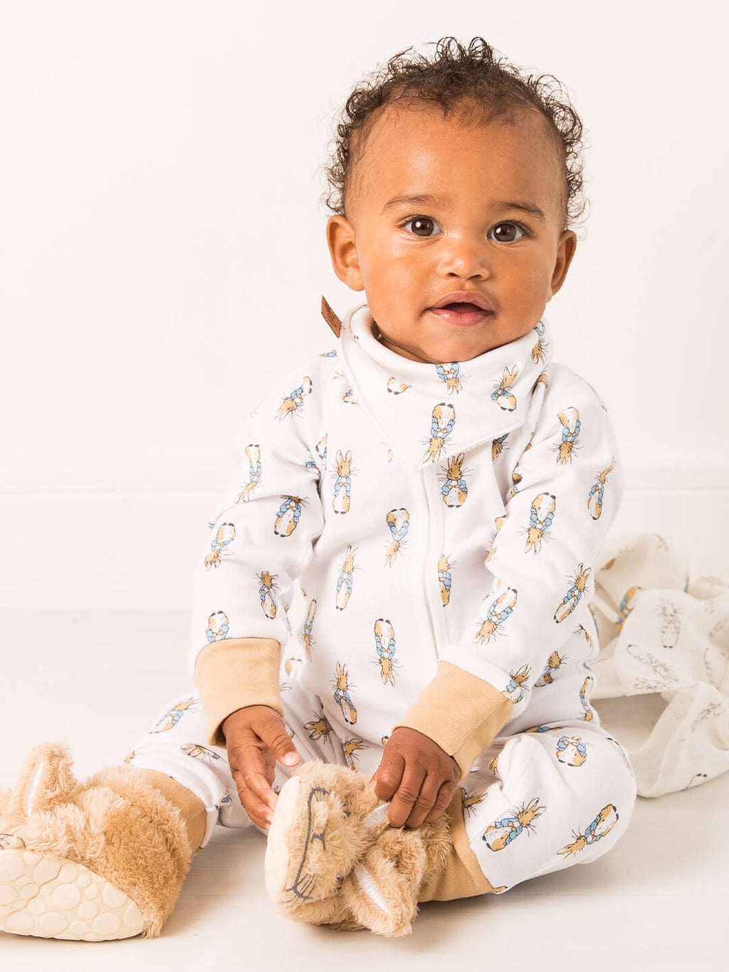 Peter Rabbit™ Neutral Romper & Booties Gifting Set