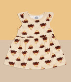 Neutraler Highland Cow Sommerspielanzug