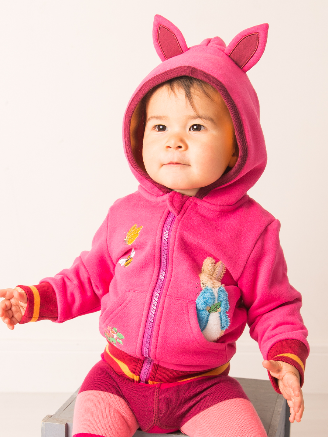Felpa con cappuccio con foglie autunnali di Peter Rabbit
