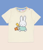 Camiseta Miffy™ bajo el sol