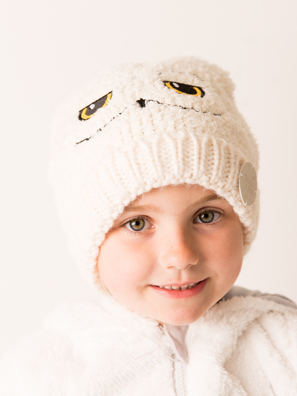 Harry Potter™ Hedwig Winter Hat - Blade & Rose UK