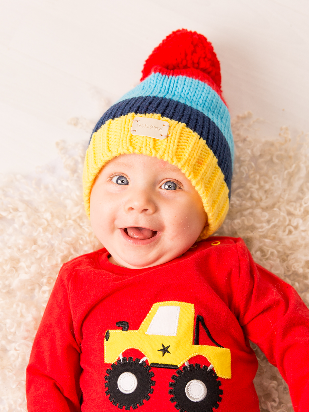 Heller Streifen -Bobble -Hut